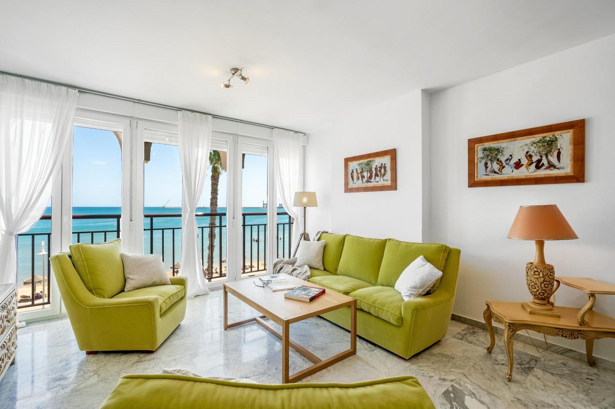 Las Piranas Apartment เมลีญา ภายนอก รูปภาพ